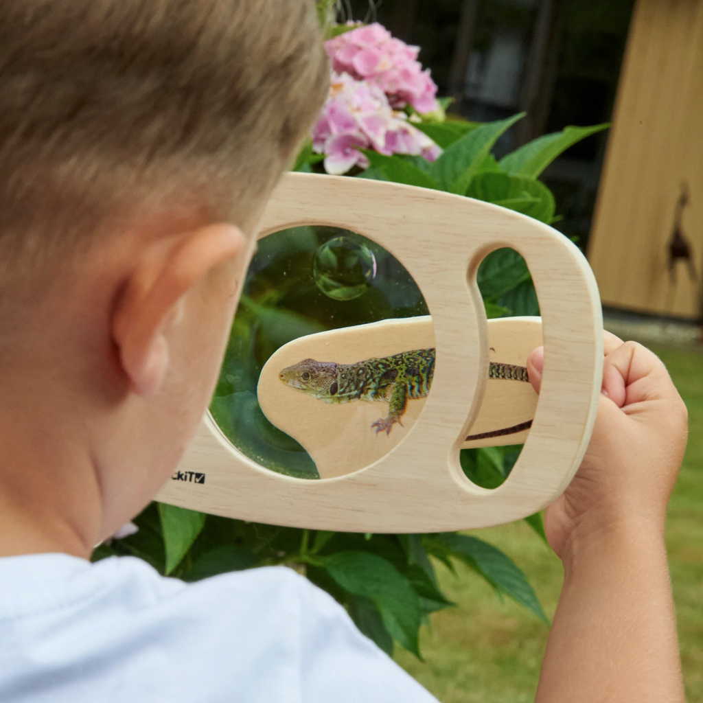EASY HOLD MAGNIFIER