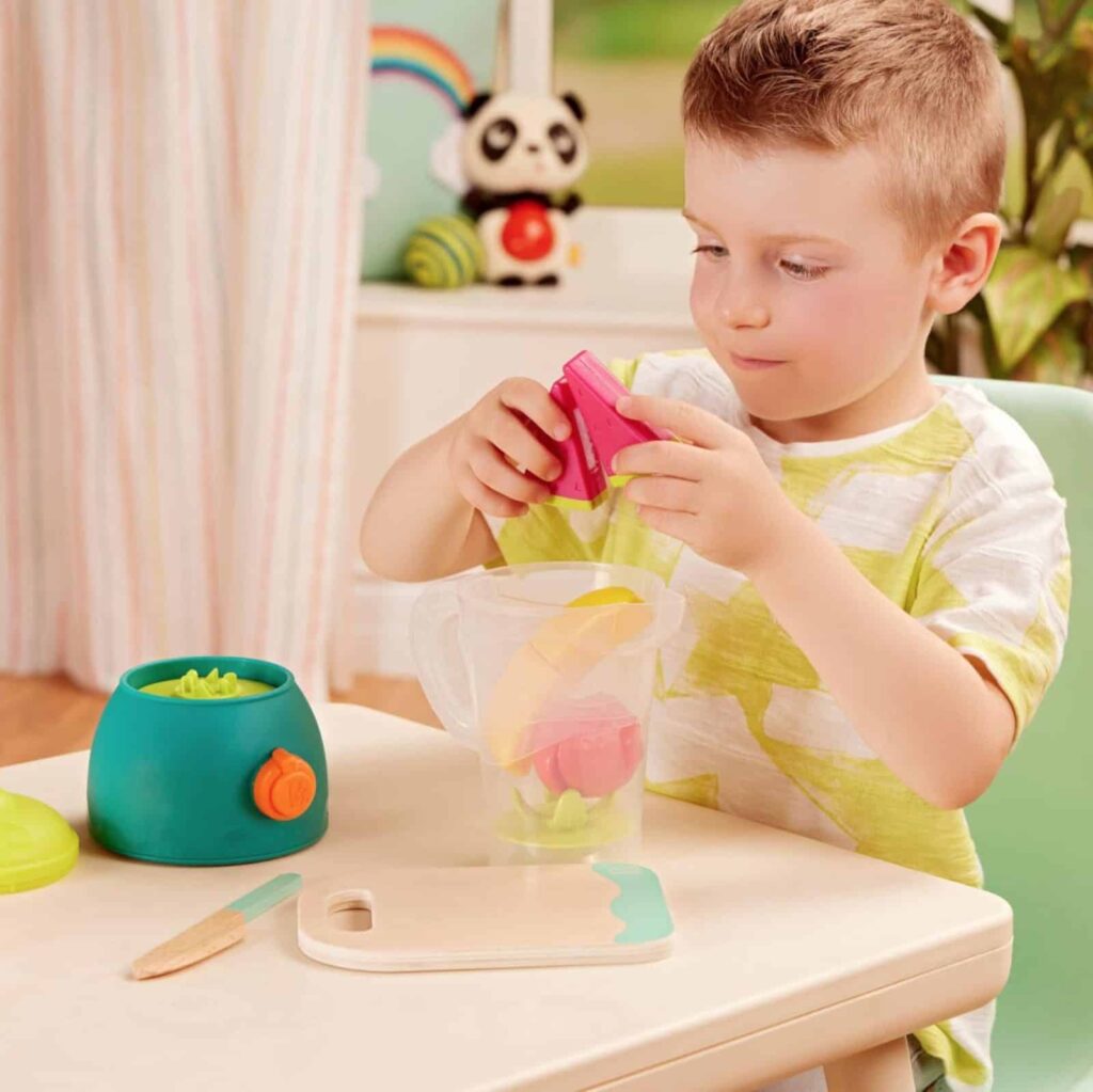 B Wood blender - B. Toys