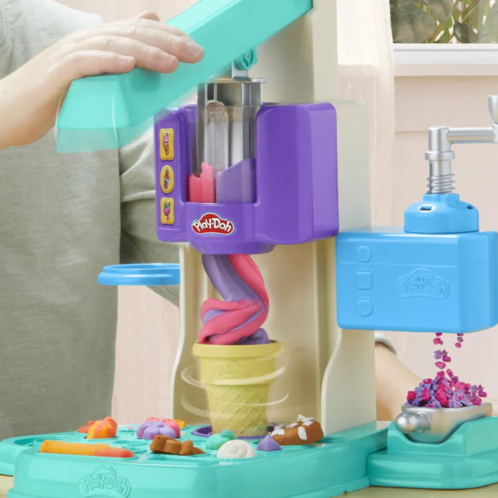 Play-Doh Rainbow Swirl Ice Cream