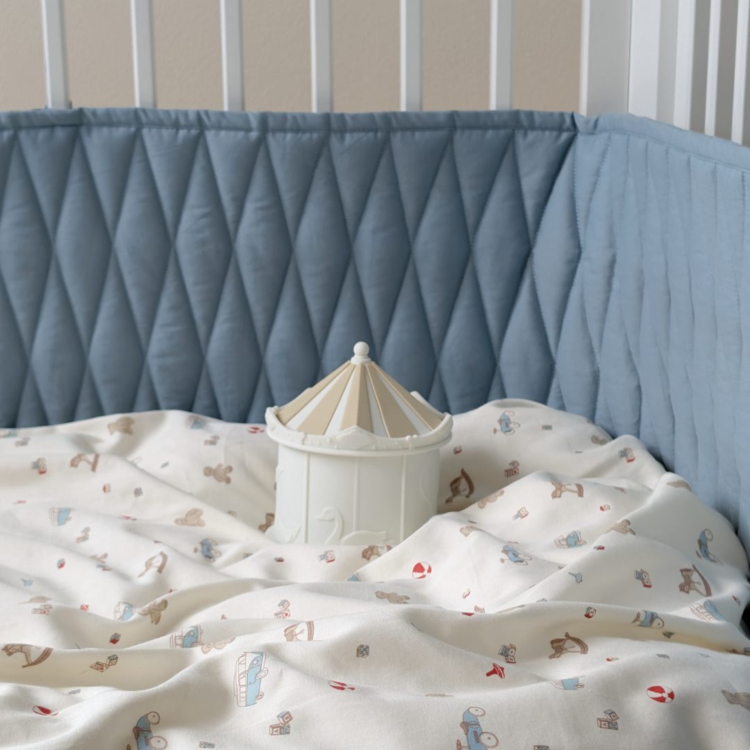 Cam Cam Sengerand med Harlequin-broderi florentine blue