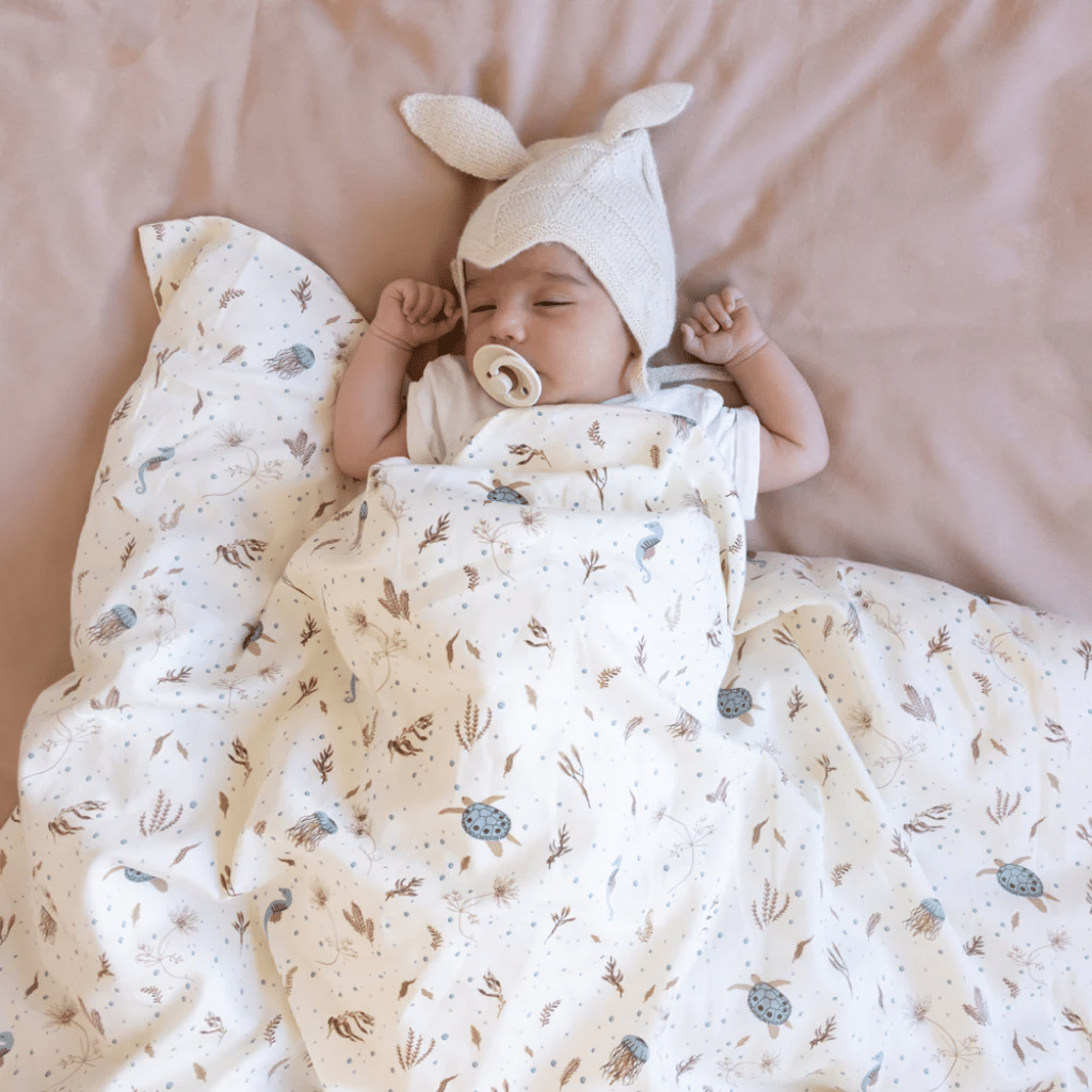 cam cam copenhagen Sengetøj, Baby, 70x100cm - GOTS sea garden