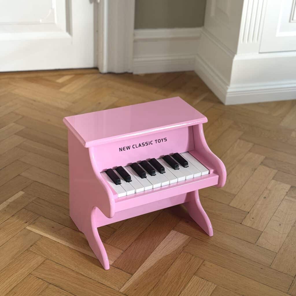 Børneklaver - lyserød m_node hæfte N10158 New Classic Toys