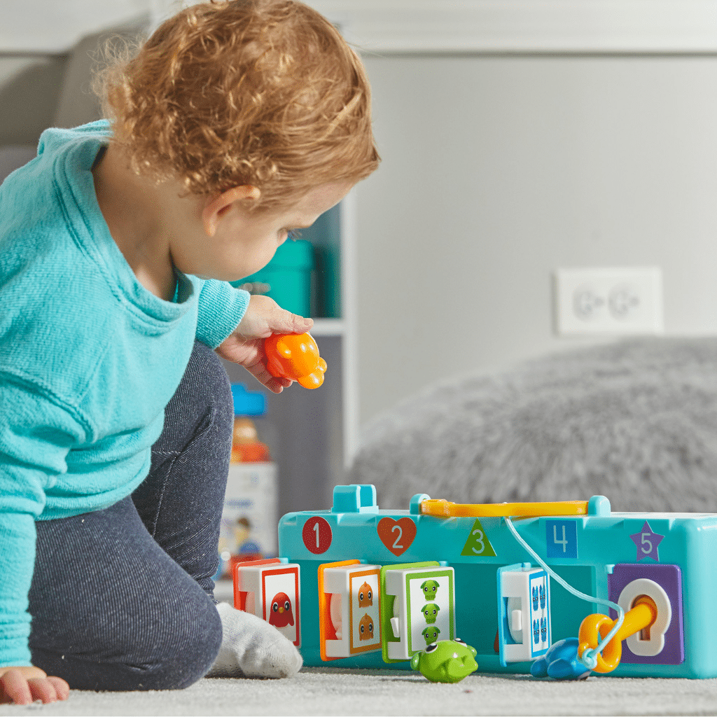 learning resources LER9807 Lock & Key Clubhouse