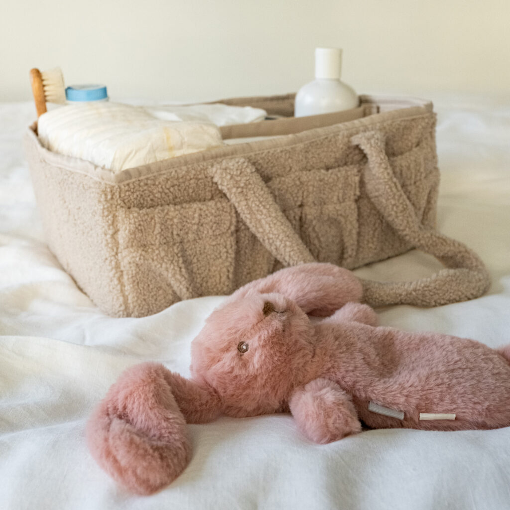 Lumi nursing organizer Soft Beige