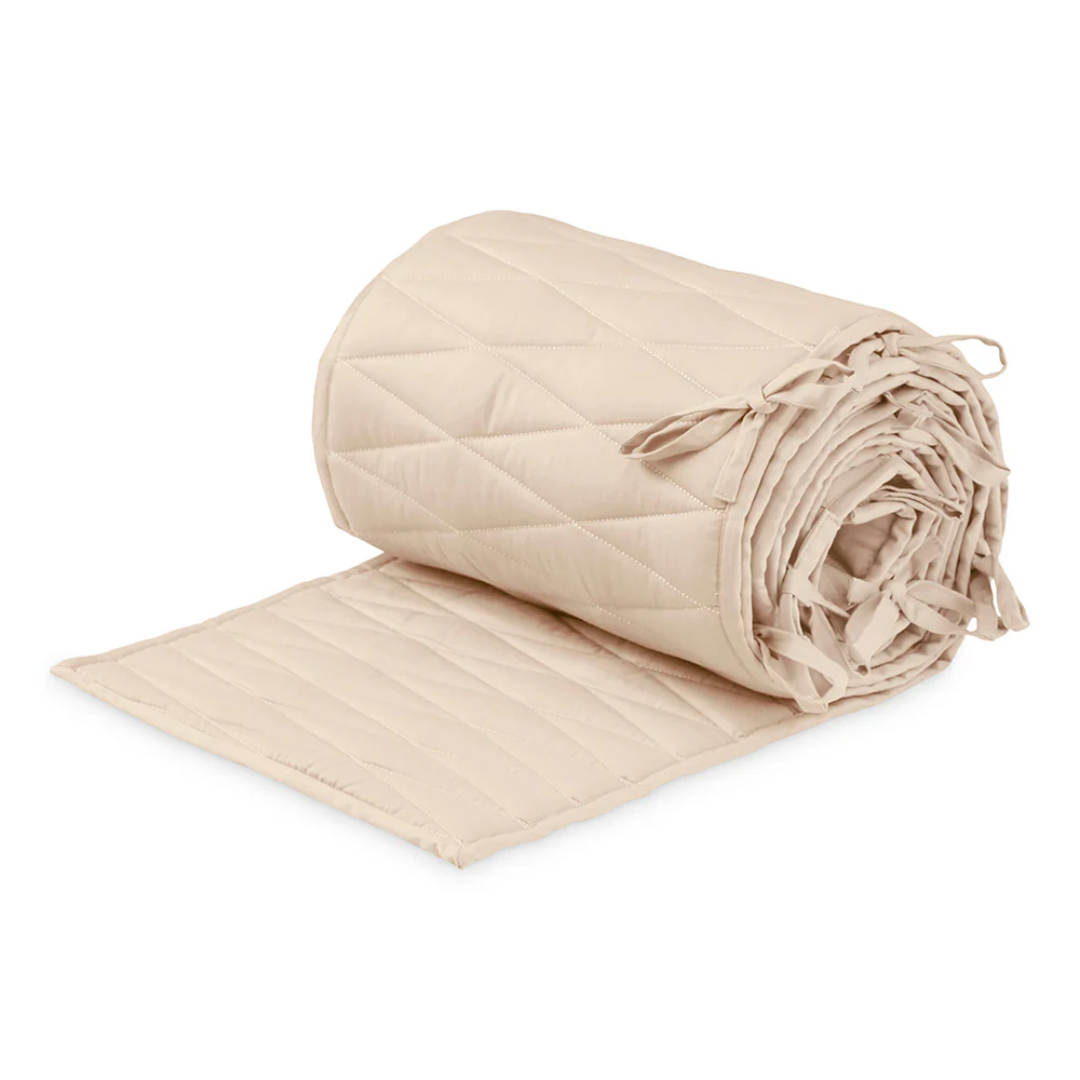 Cam Cam Sengerand med Harlequin-broderi - Almond