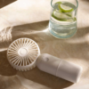 moonboon Mini Ventilator med klips ophæng cream white