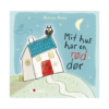 mit hus har en rød dør