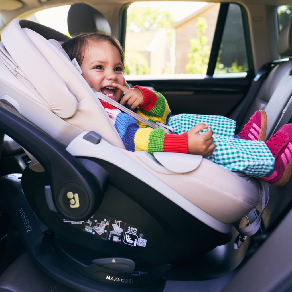 Joolz x Maxi-Cosi Pebble Slide Pro autostol sandy taupe