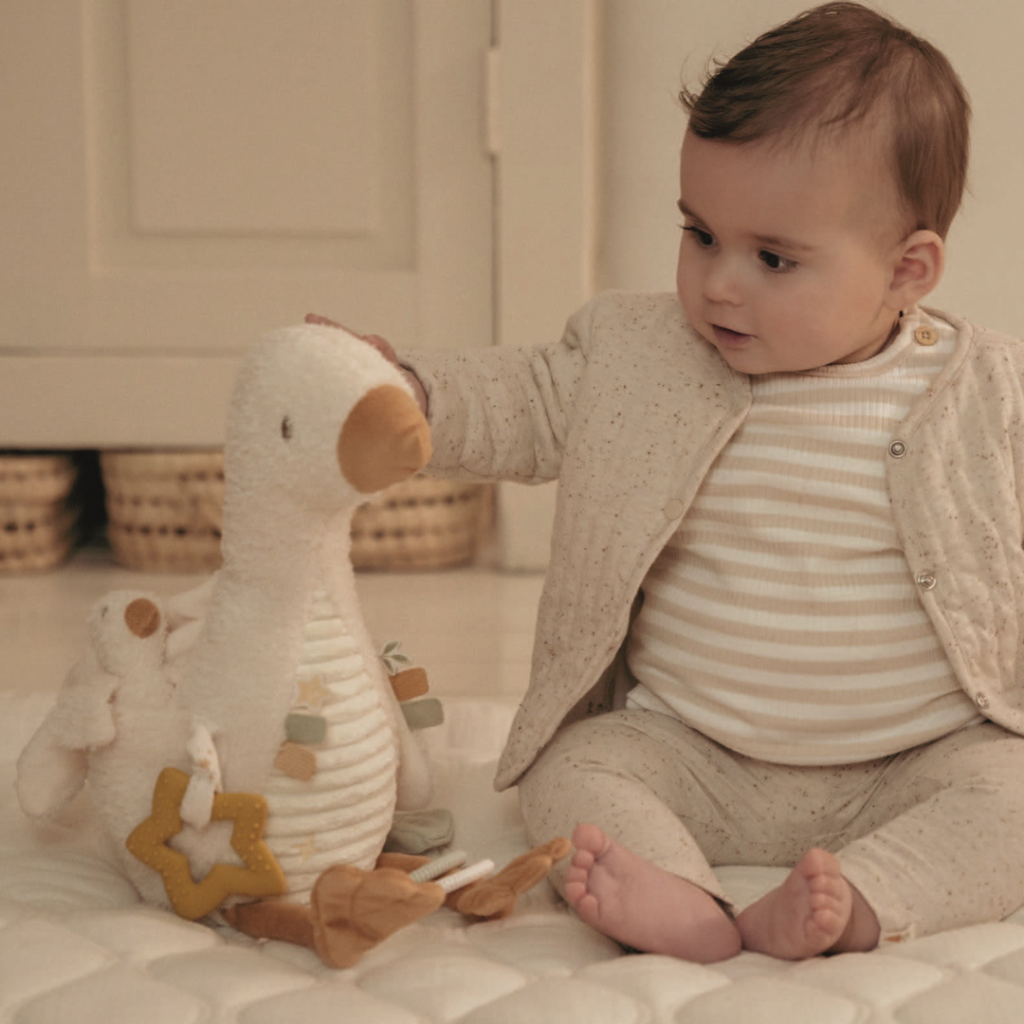 Little Dutch - Aktivitetsbamse Goose - Newborn gås