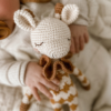 Patti Oslo Goldie Giraffe - Hæklet bamse