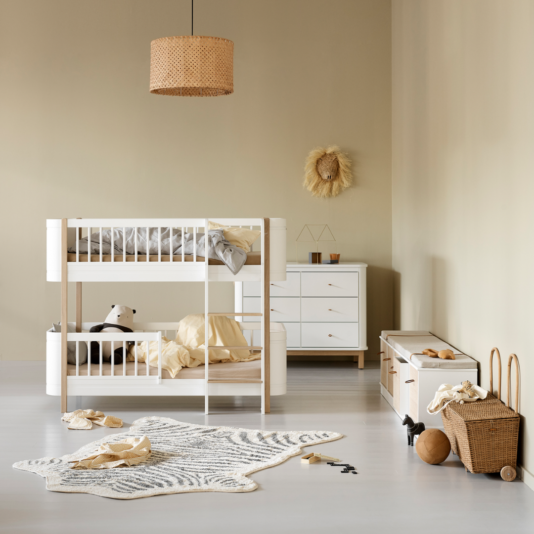Oliver Furniture Wood Mini+ halvhøj køjeseng eg hvid