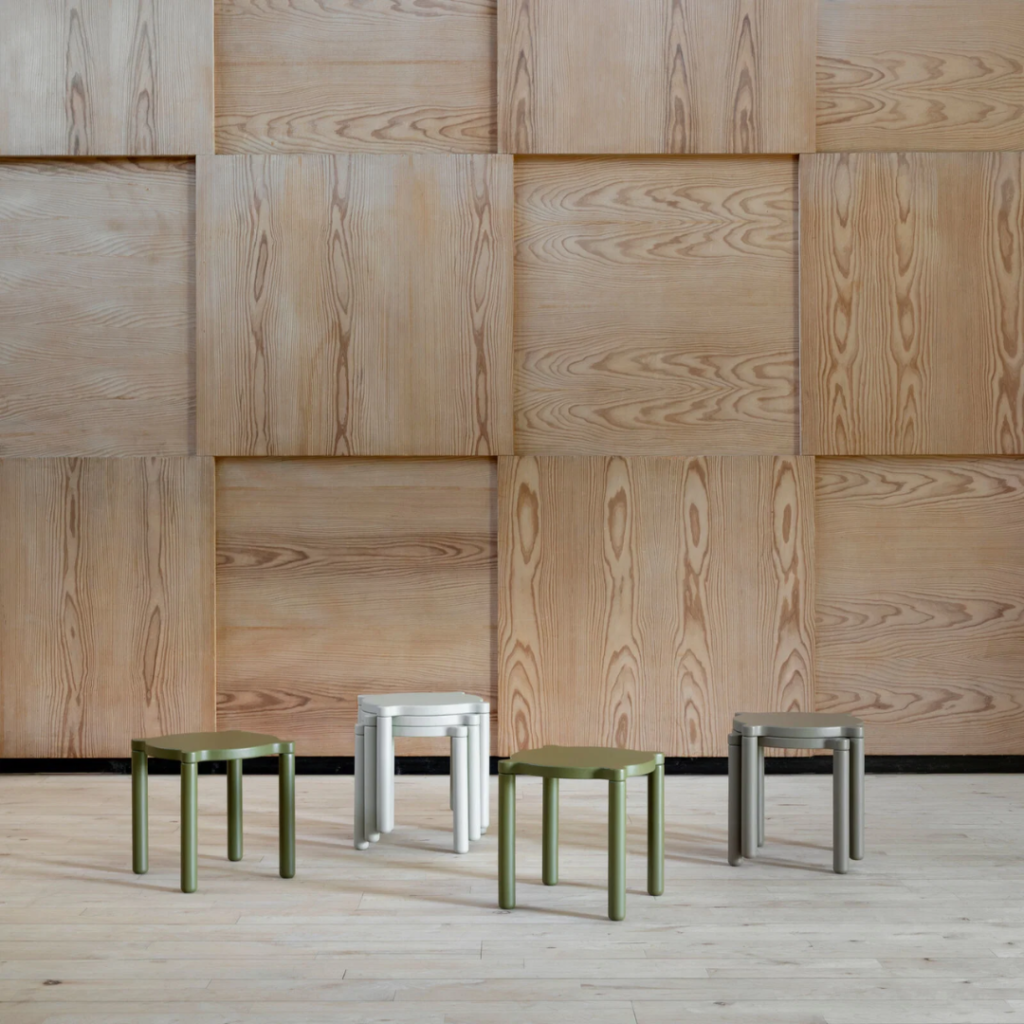 by KlipKlap Stabelbar Taburet Olive