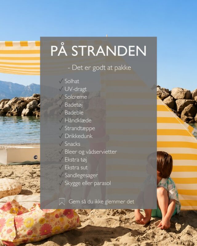 Strandtur med baby?☀️ 

Der er ikke noget bedre end en dag med sand mellem tæerne, små plask i vandkanten og hyggelige stunder under parasollen. Men når man har en baby med, er det rart at være godt forberedt.

Vi har samlet en praktisk huskeliste med 15 ting, der er gode at have med på stranden – så I kan bruge tiden på nærvær, leg og gode sommerminder💛

Gem opslaget til næste strandtur, eller del det med en ven, der også skal afsted med de mindste i sommerferien.

🏖️ Hvad er den ene ting, du aldrig tager på stranden uden?