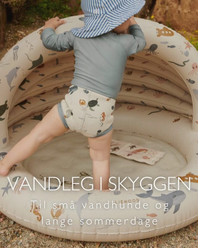 Når solen skinner, er der ikke meget, der slår vandlag i haven💛

Hadleia bassinet fra Liewood er skabt til de mindste, så de kan plaske, lege og køle af på varme sommerdage. Den praktiske solskærm giver ekstra skygge, mens de bløde kanter og det fine design gør bassinet lige så flot, som det er funktionelt.

Perfekt til terrassen, haven eller sommerhuset – og lige til at puste op, når solen titter frem☀️💦

Er dit barn også vild med vandleg?🌊